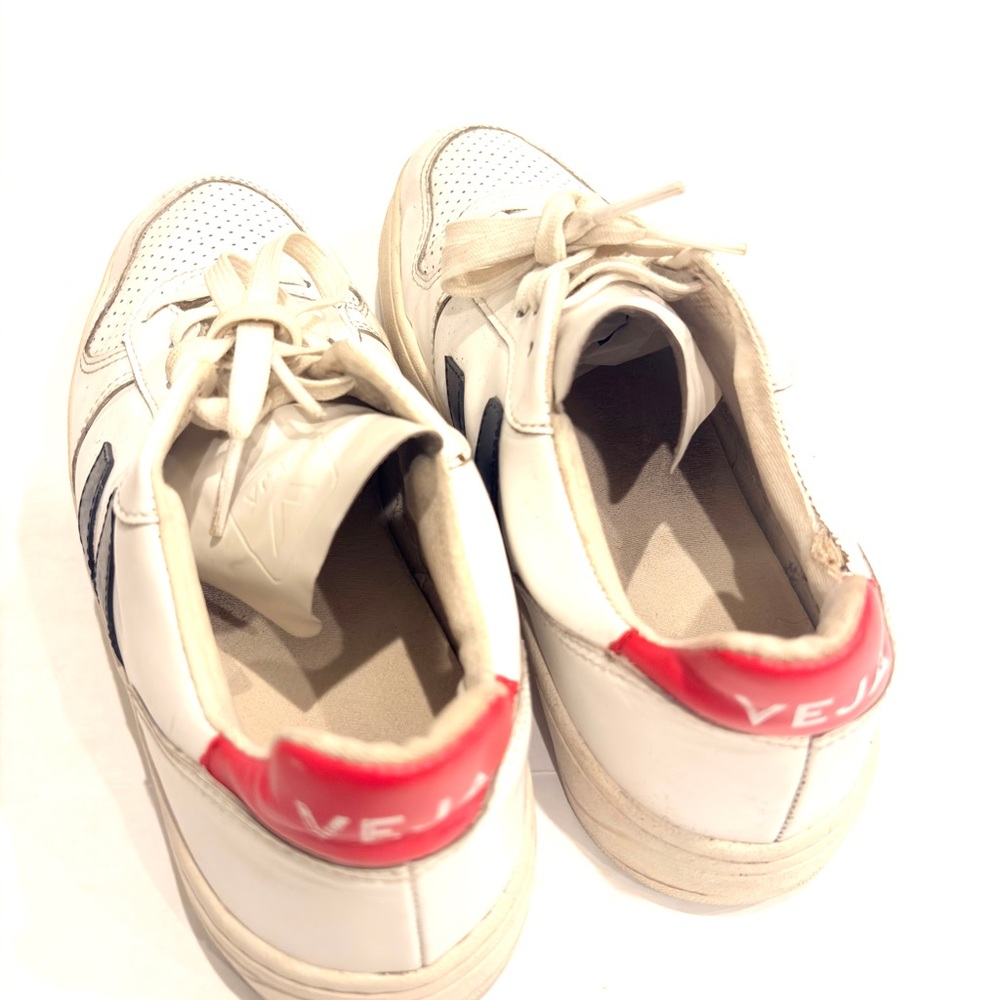 Veja  V 10 Women White sneakers size 10 W - Picture 14 of 14